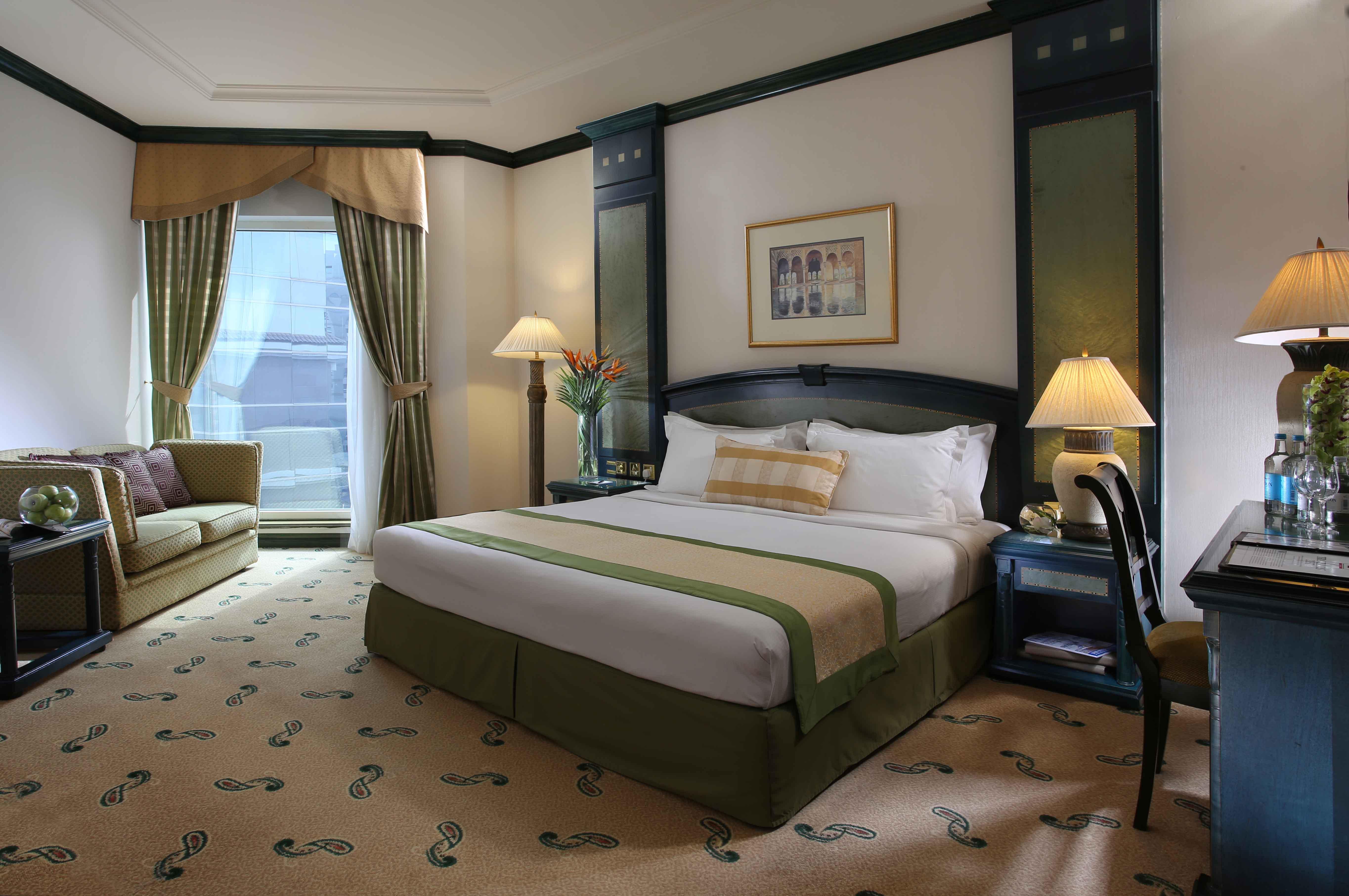 カートン パレス ホテル ドバイ エクステリア 写真 A room at the hotel