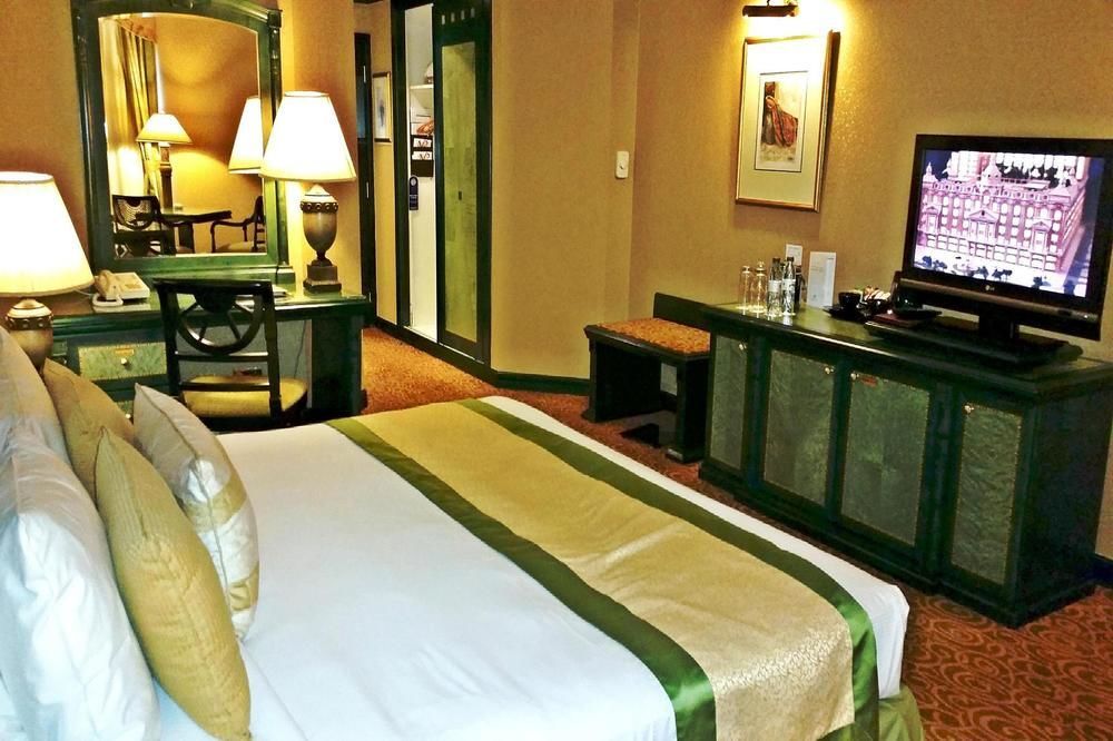 カートン パレス ホテル ドバイ エクステリア 写真 A room at the hotel